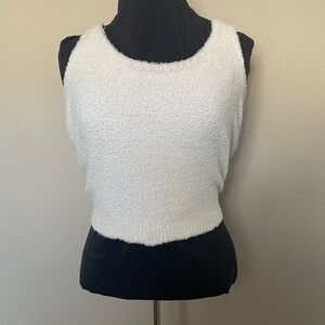 Fuzzy White crop tank Women's large NWT